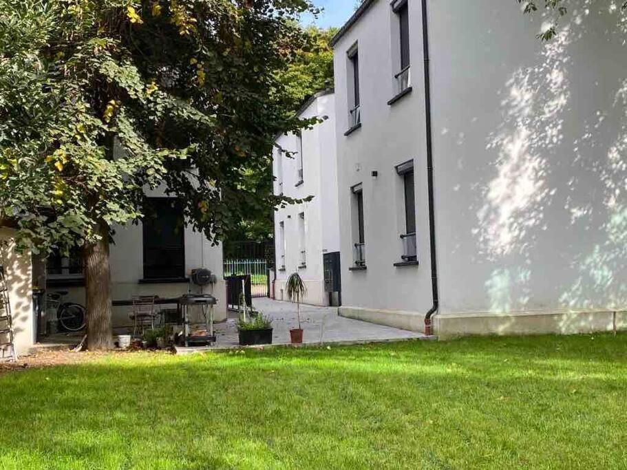 Appartement Avec Vue Jardin Proche De Paris Saint-Maurice  Exterior foto